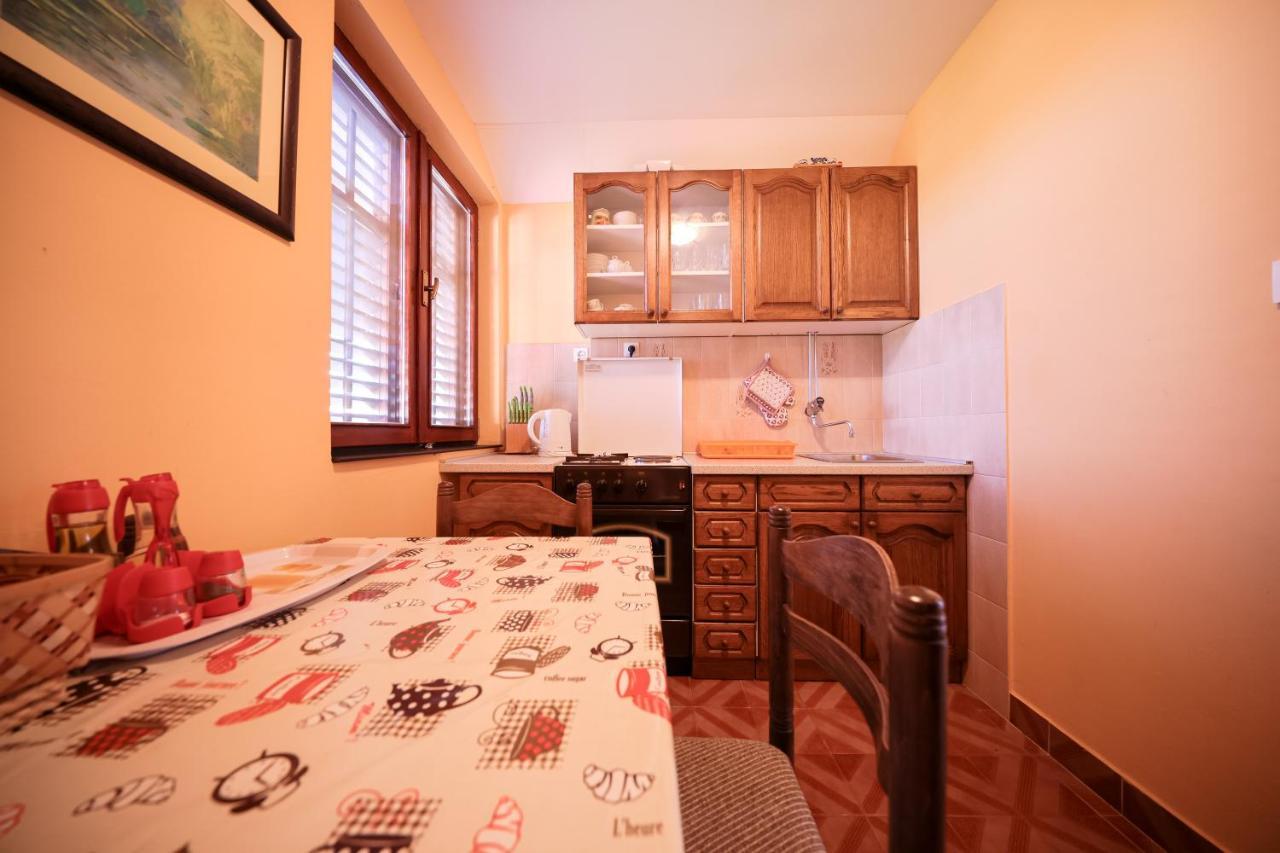 Apartment Ruza Sukošan 外观 照片