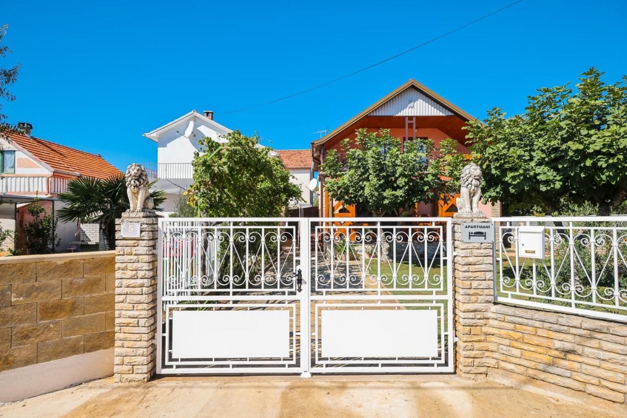 Apartment Ruza Sukošan 外观 照片