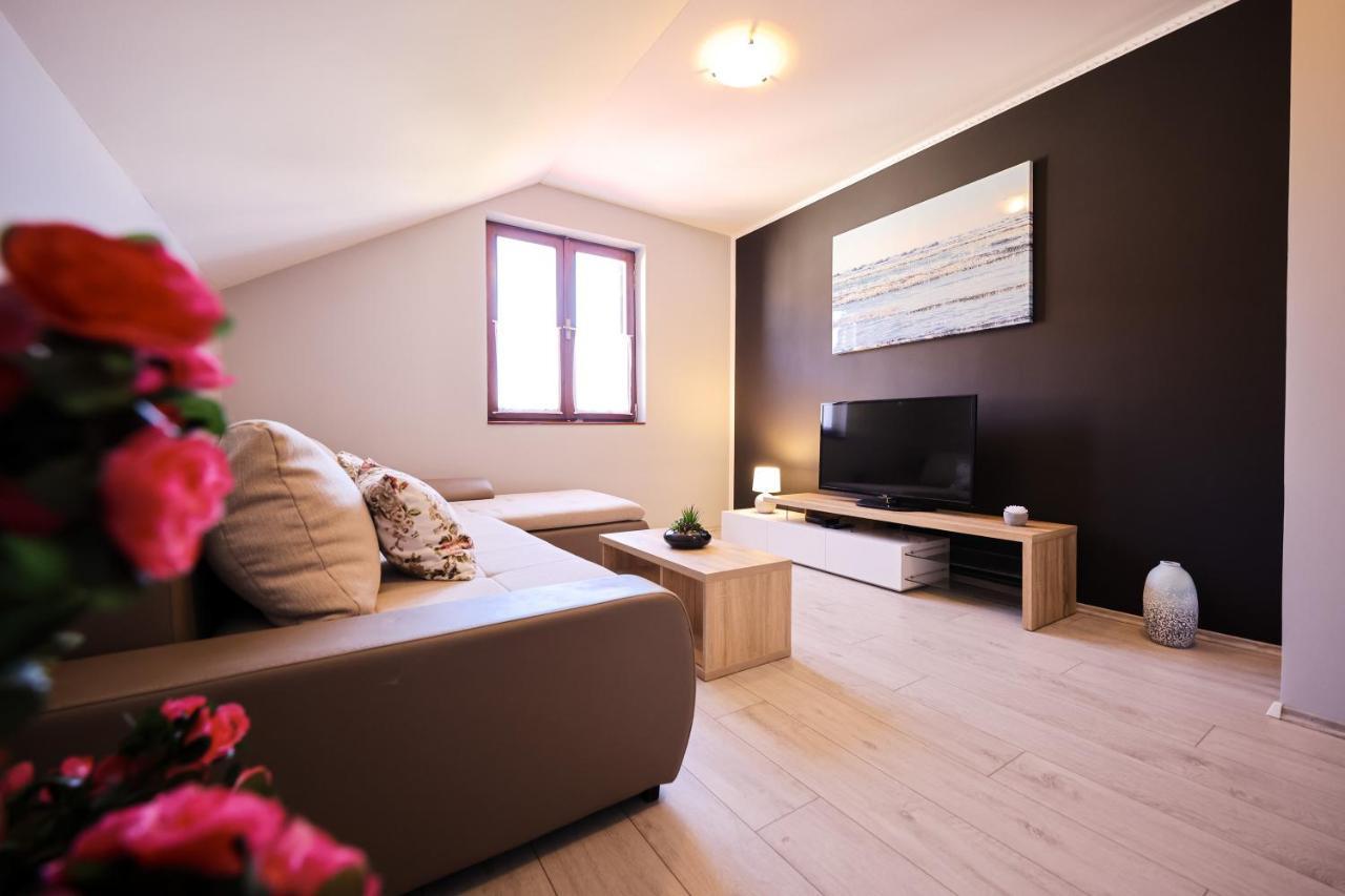 Apartment Ruza Sukošan 外观 照片