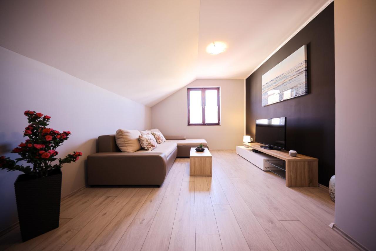 Apartment Ruza Sukošan 外观 照片
